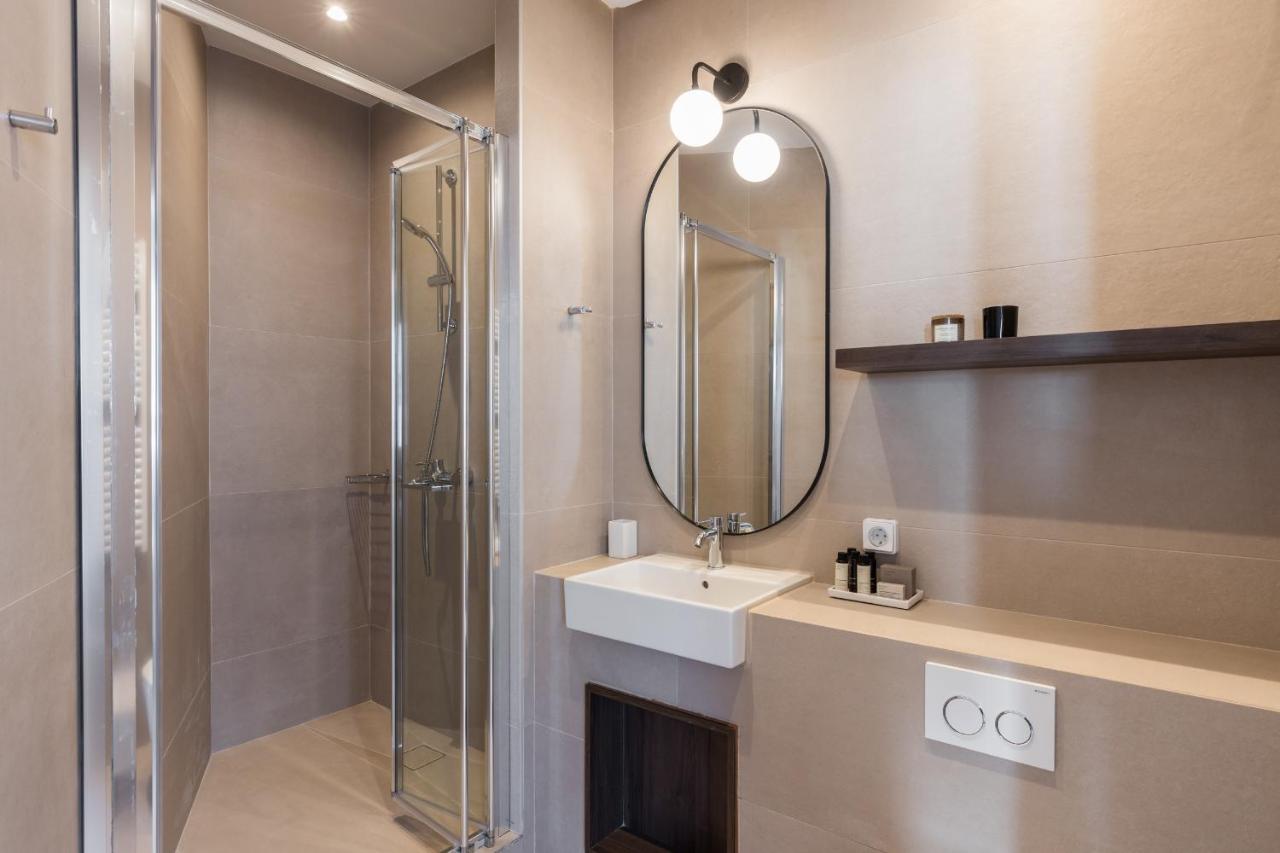 Luxury Apartments In Plaka By Upstreet Atene Esterno foto